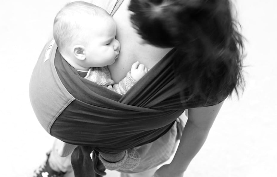 Porte-bébé enveloppant, portant un porte-bébé réglable en écharpe  nouveau-né à tout-petit, maille respirante bébé